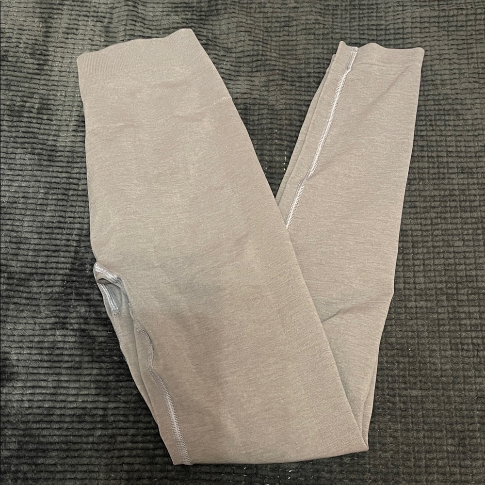 Alphalete Amplify leggings
